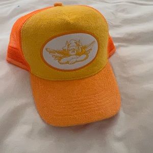 Boys lie hat